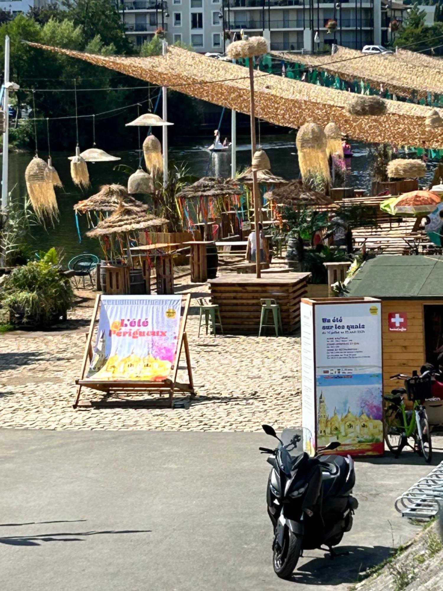 La Renaissance Apartamento Périgueux Exterior foto